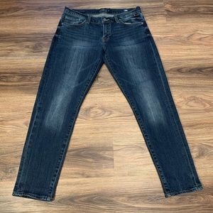 Lucky brand boyfriend jeans. Size 4/27”.